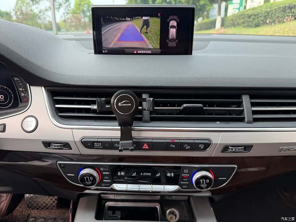 Audi Q7, 2017 10
