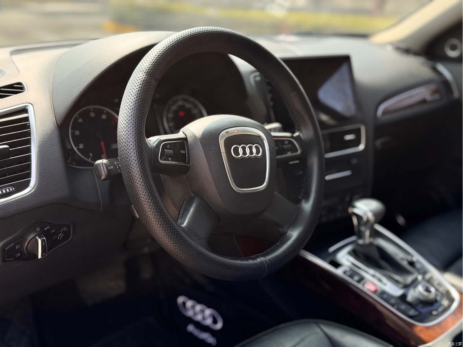 Audi Q5, 2011 11