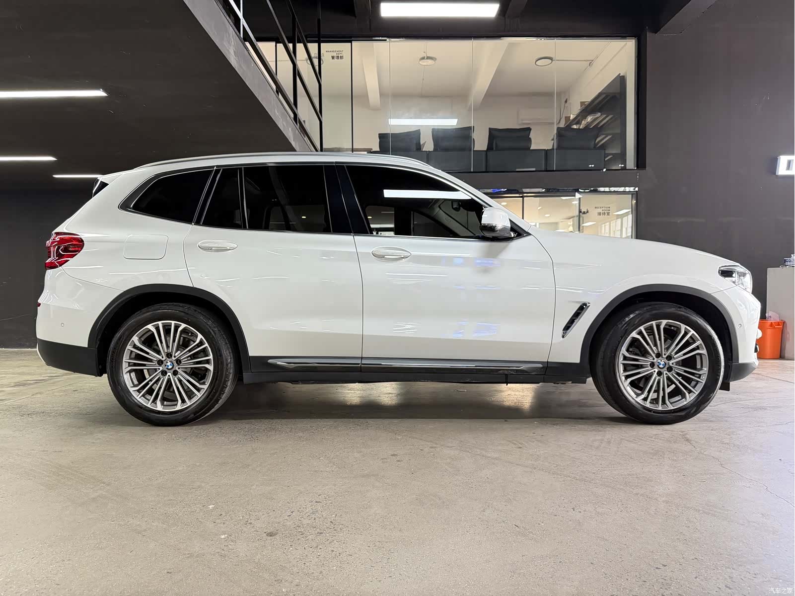 BMW X3, 2019 10