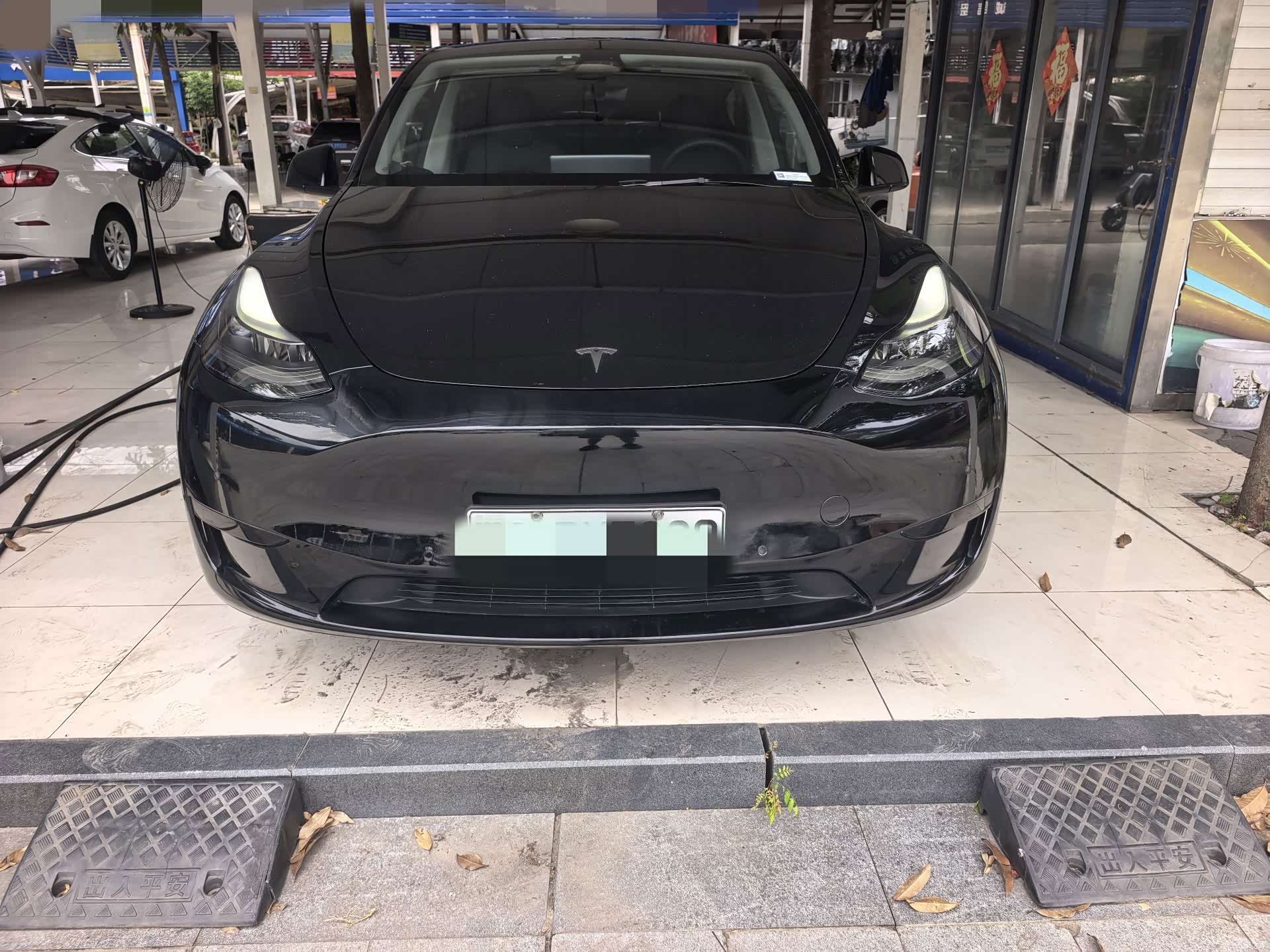 Tesla Model Y, 2022 2