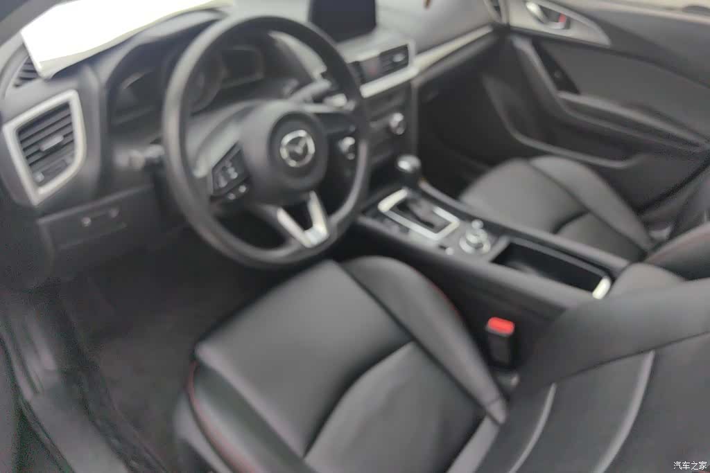 Mazda Mazda3, 2019 12