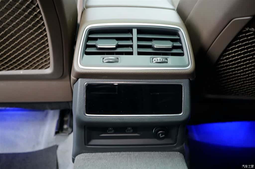 Audi A7L, 2023 8