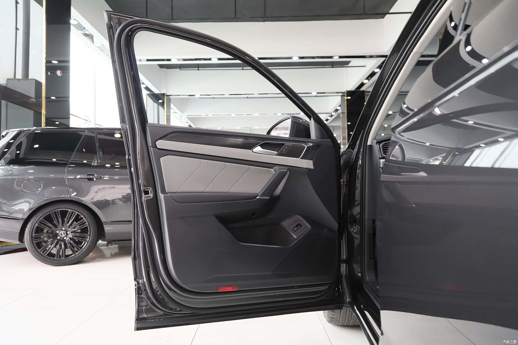 Volkswagen Tayron, 2023 все фото