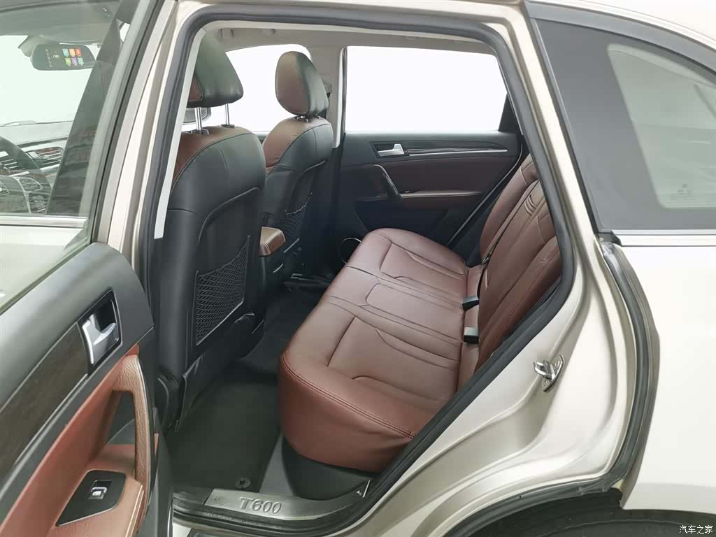 Zotye T600, 2015 15