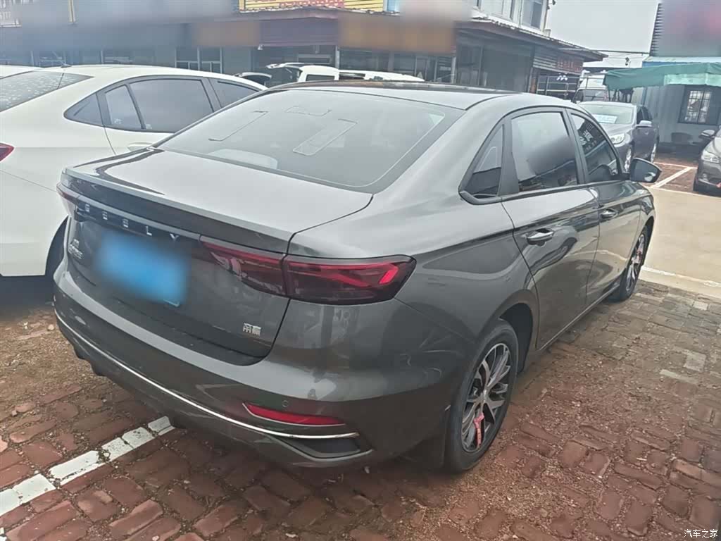 Geely Emgrand, 2023 7
