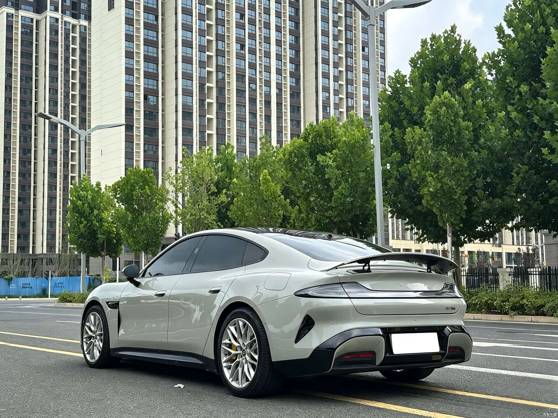 Xiaomi SU7, 2024 8