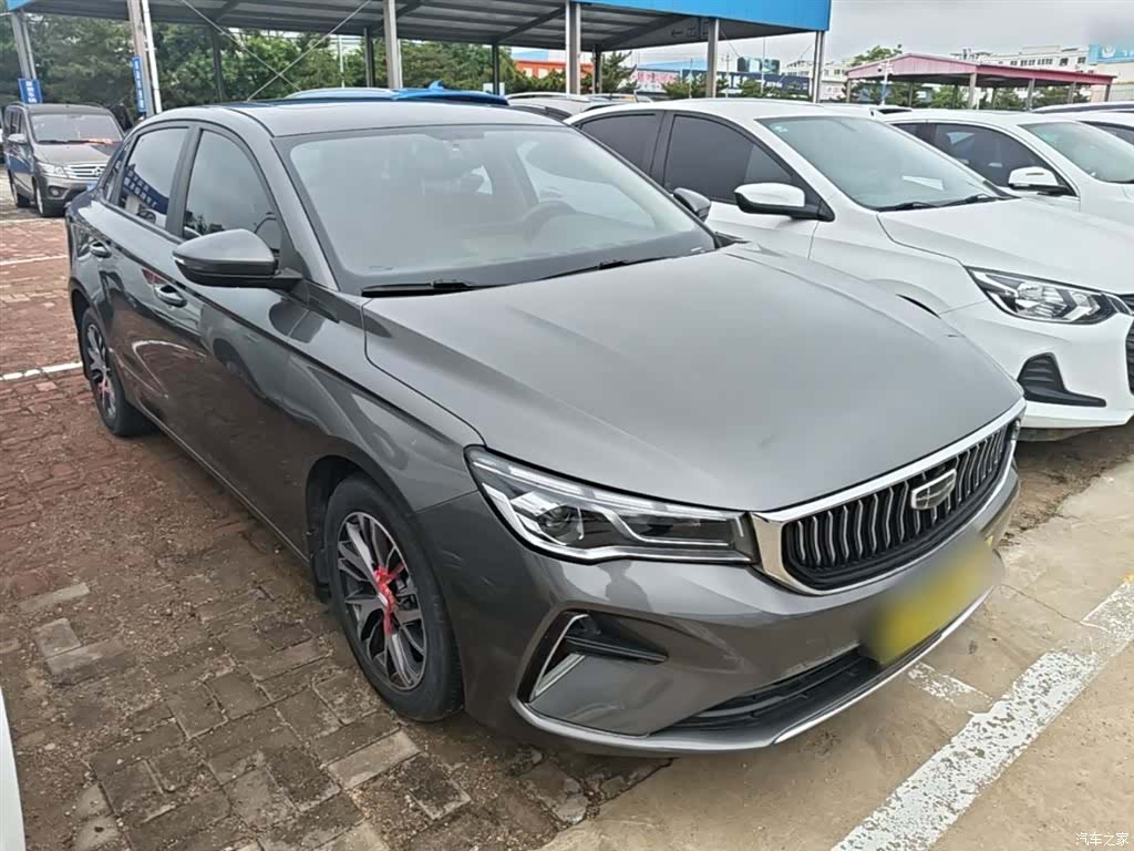 Geely Emgrand, 2023 4