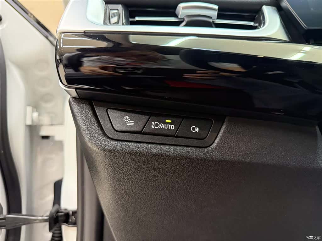 BMW X1, 2024 9