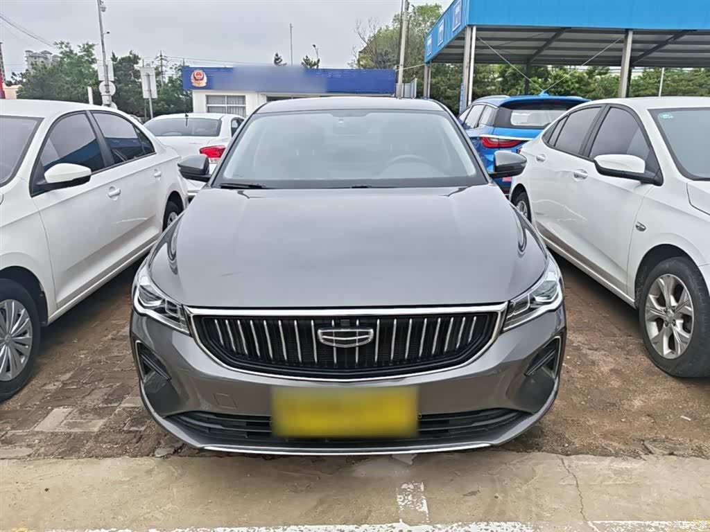 Geely Emgrand, 2023 3
