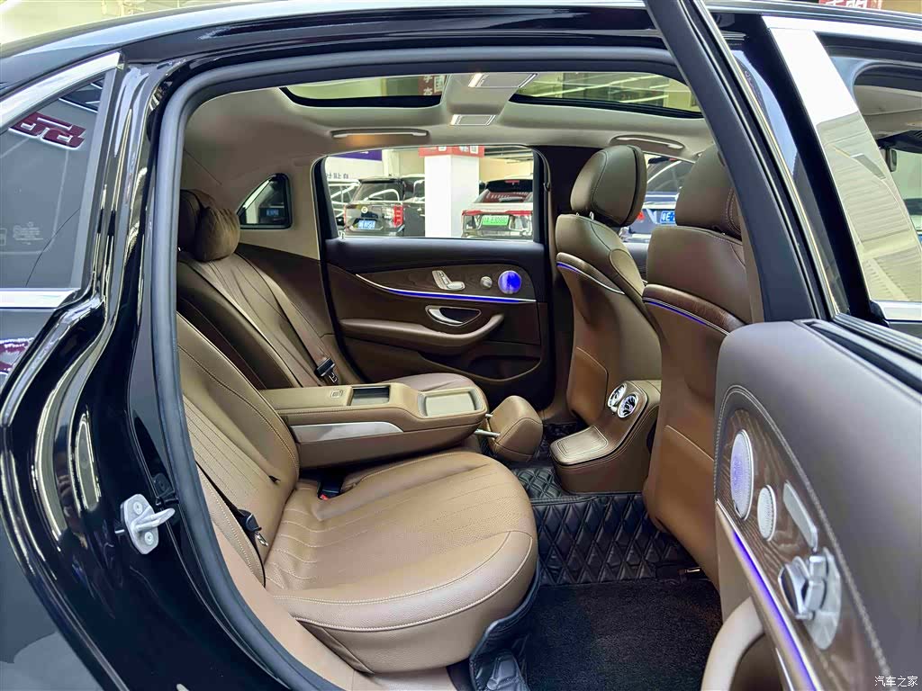 Mercedes-Benz E-Class, 2023 все фото