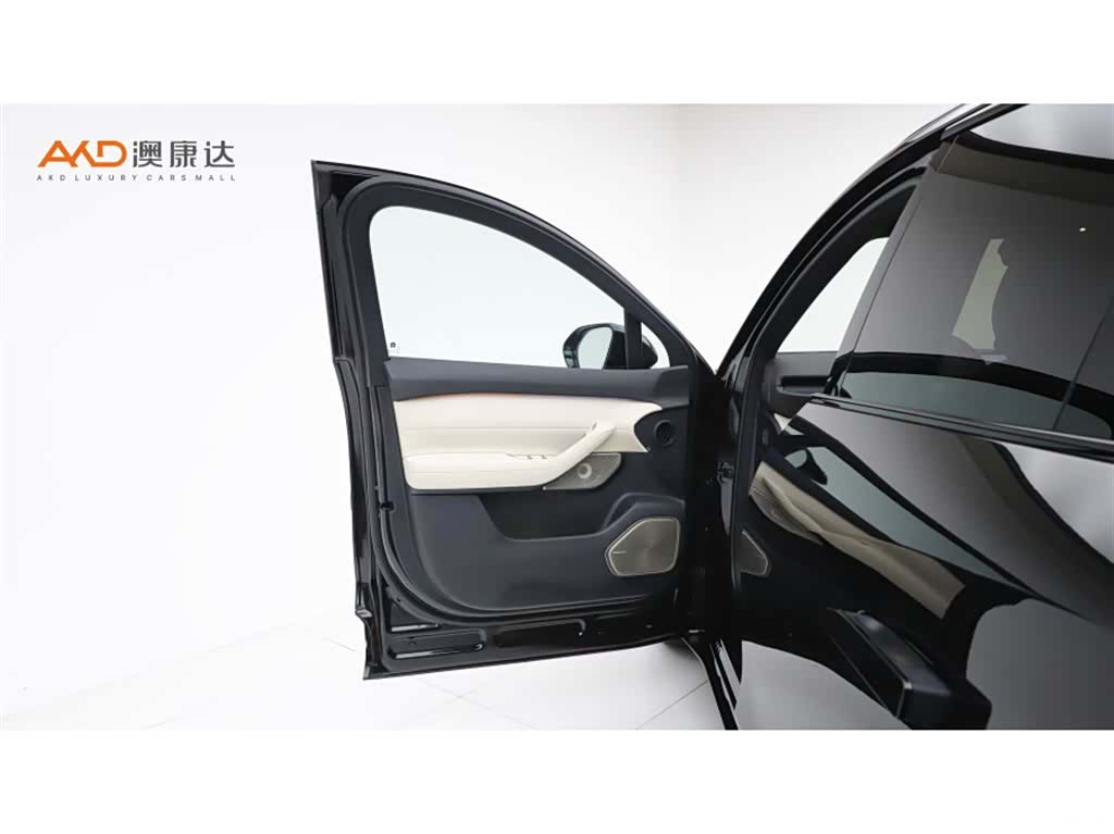 NIO ES6, 2025 10