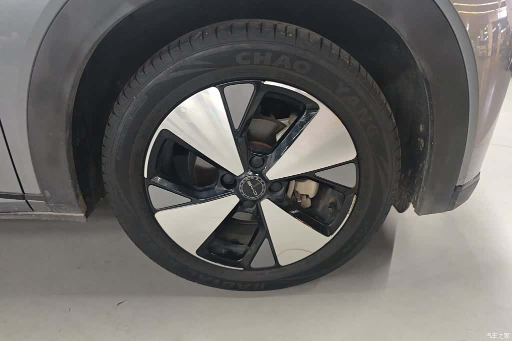 BYD Dolphin, 2023 6