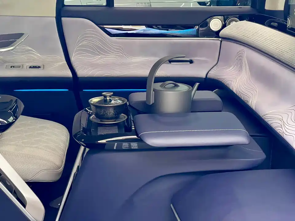 Lincoln Navigator One