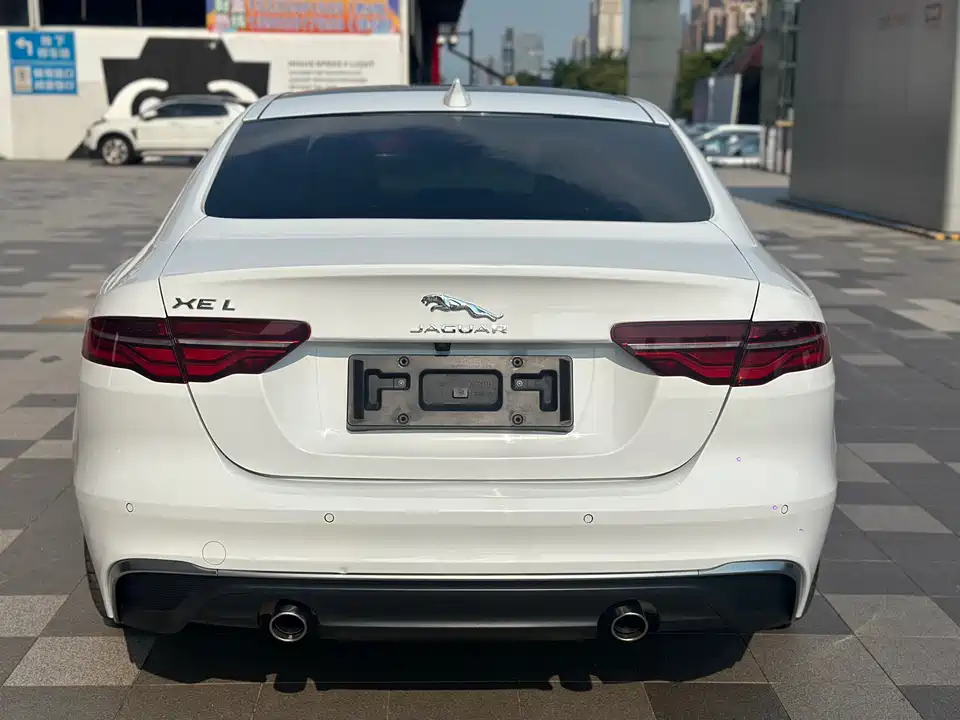 Jaguar XEL