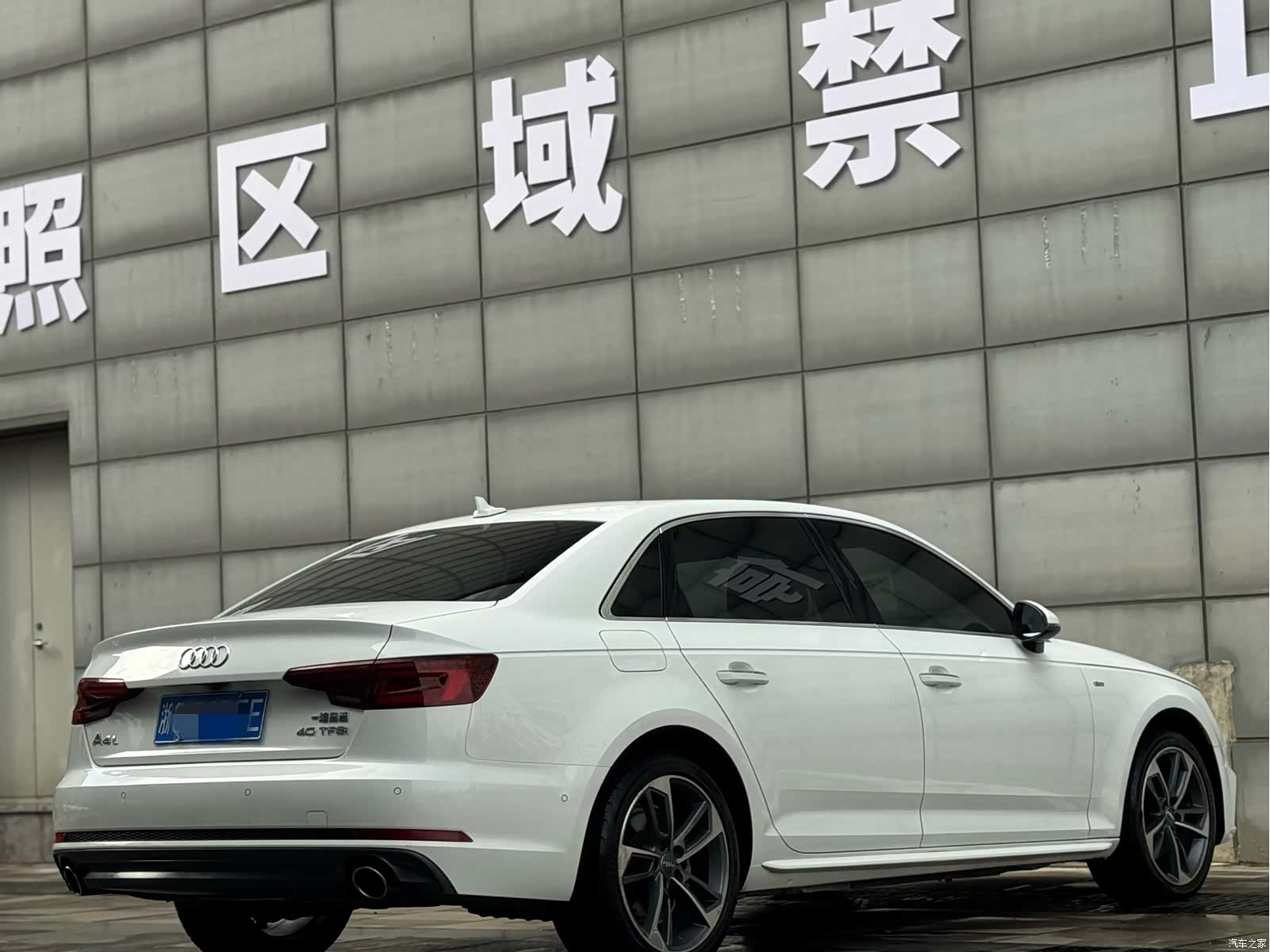 Audi A4L, 2018 22