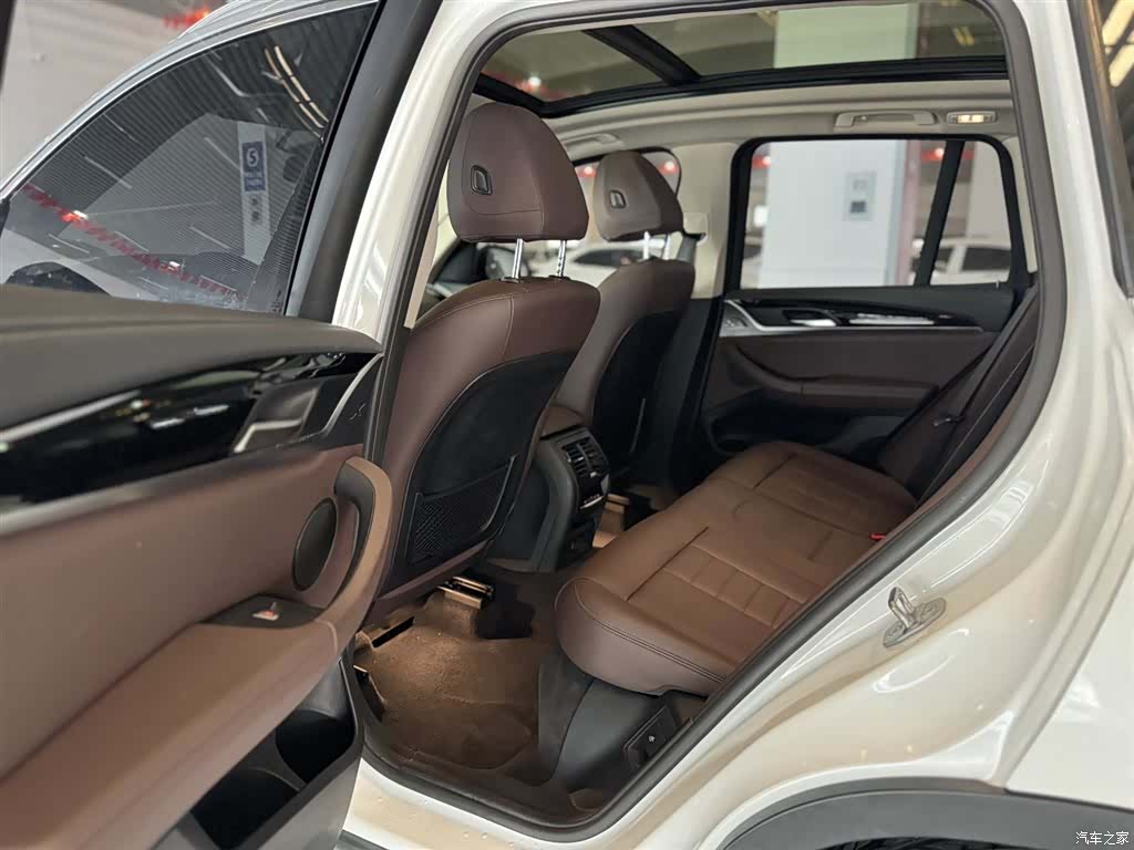 BMW X3, 2018 10