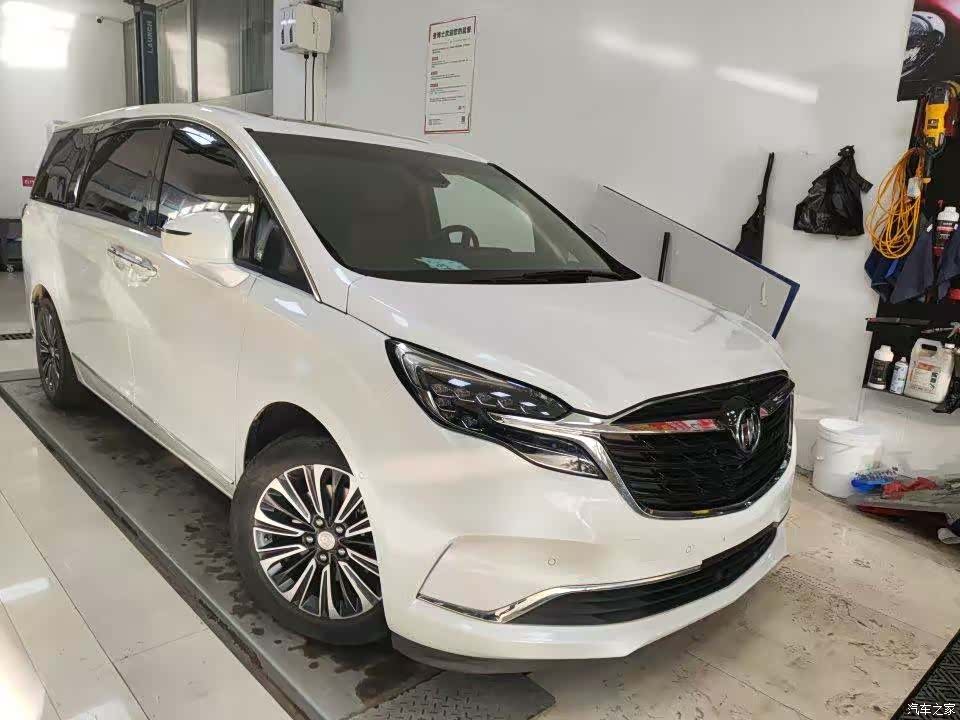Buick GL8, 2021 2