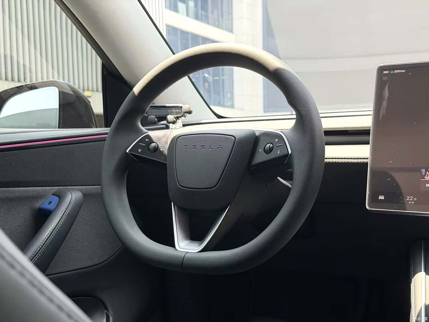 Tesla Model Y, 2025 4