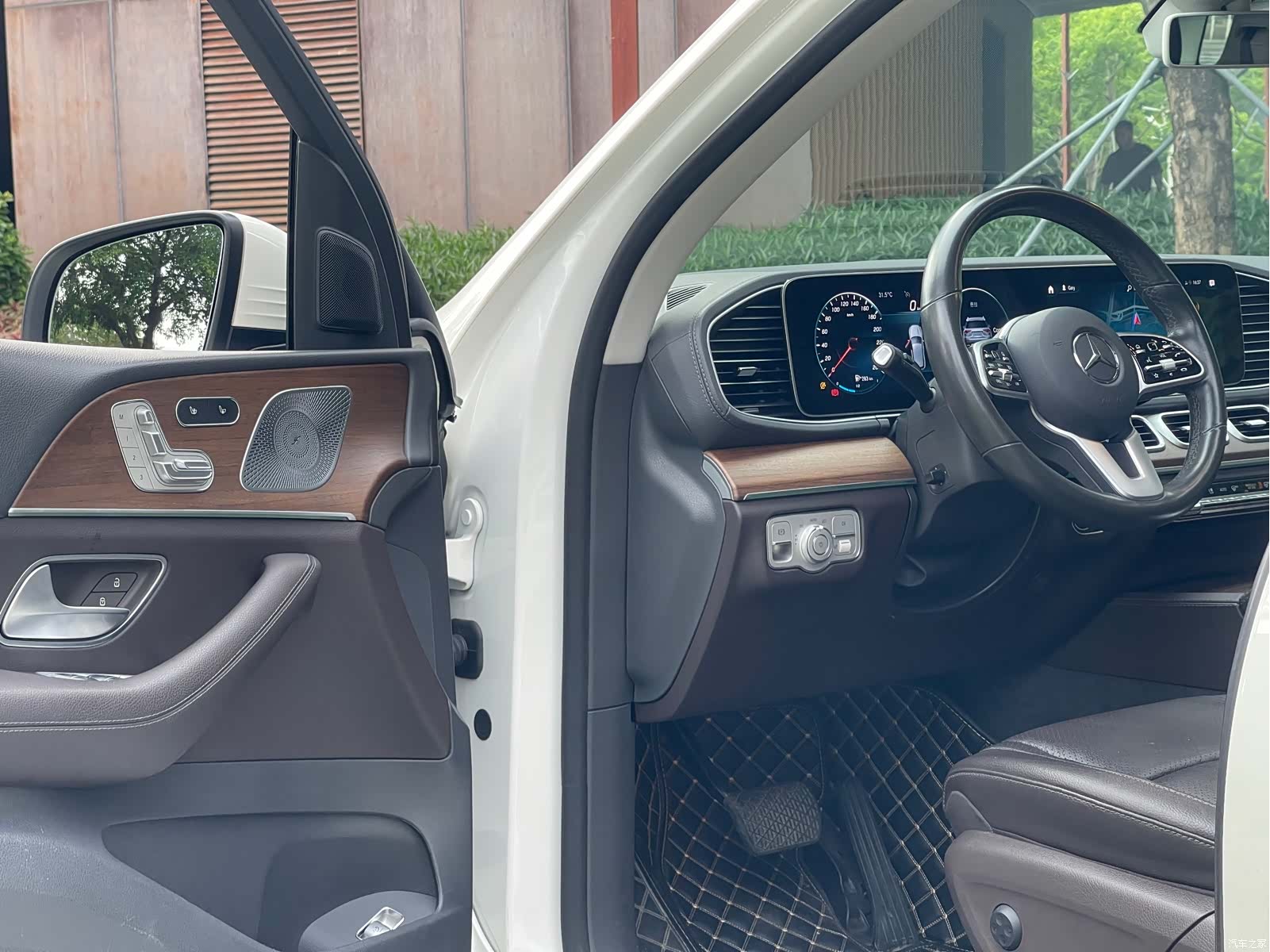 Mercedes-Benz GLE, 2019 18