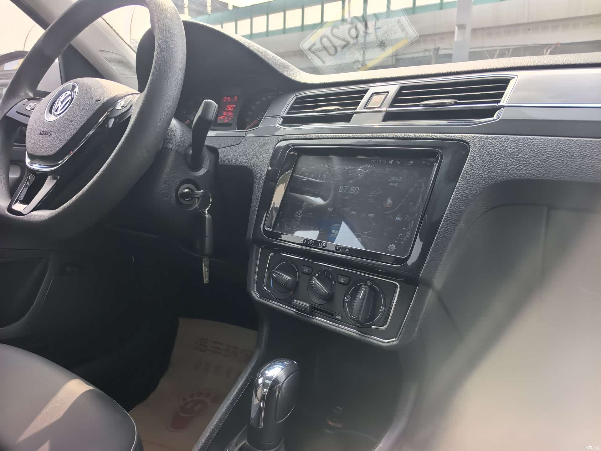 Volkswagen Santana, 2018 14