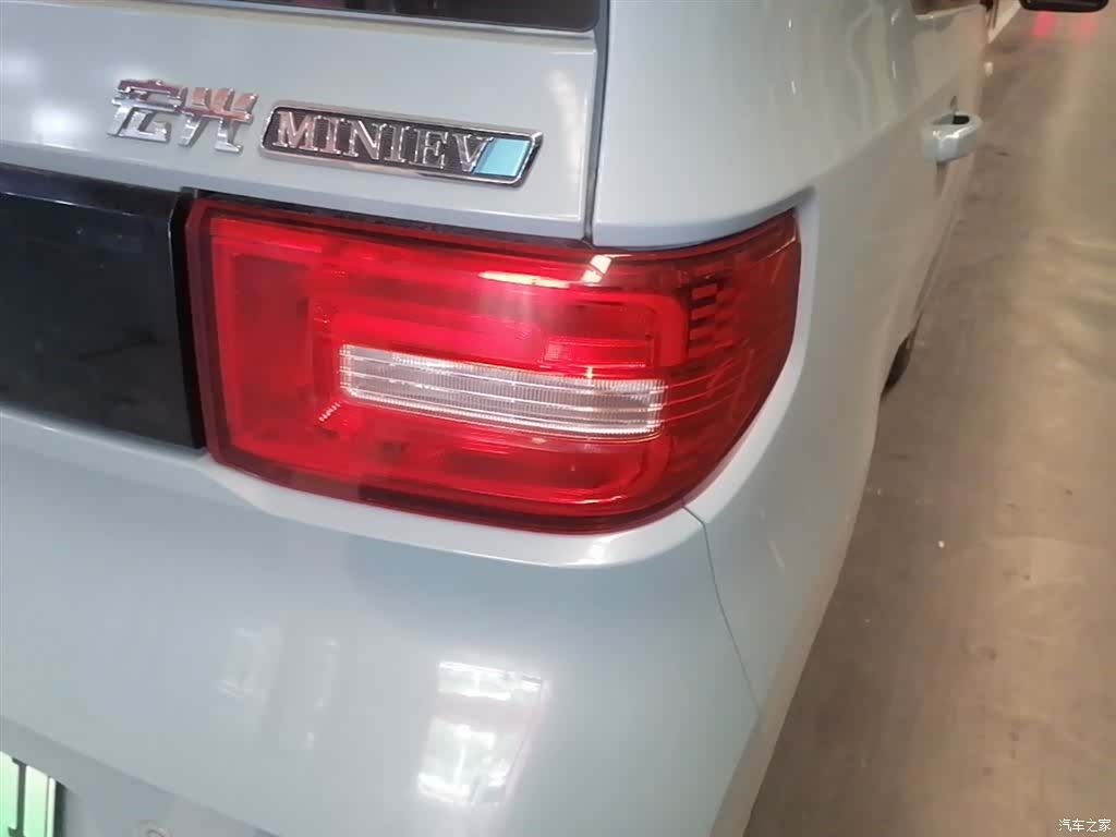 Wuling MINIEV, 2021 8