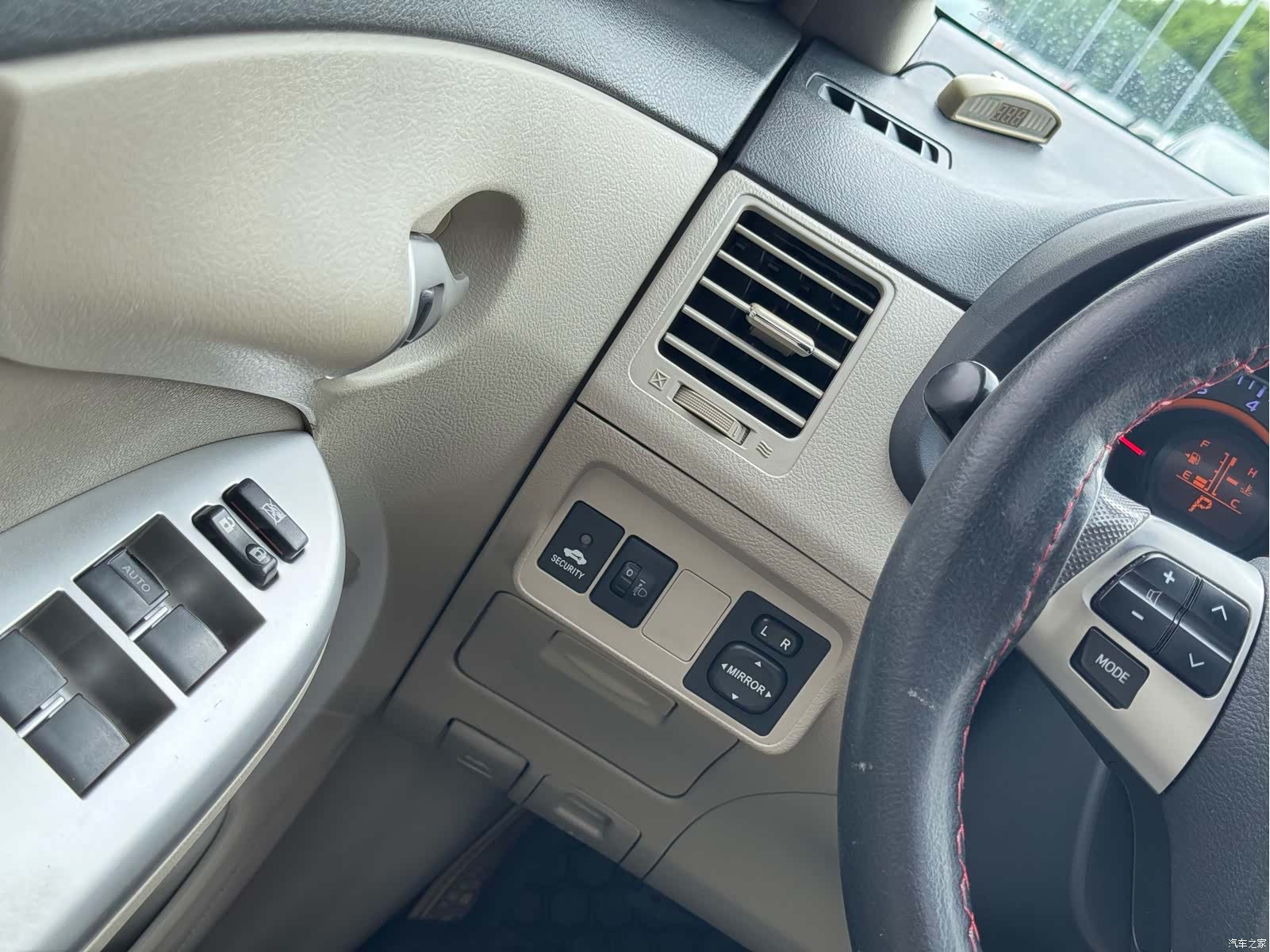 Toyota Corolla, 2013 14