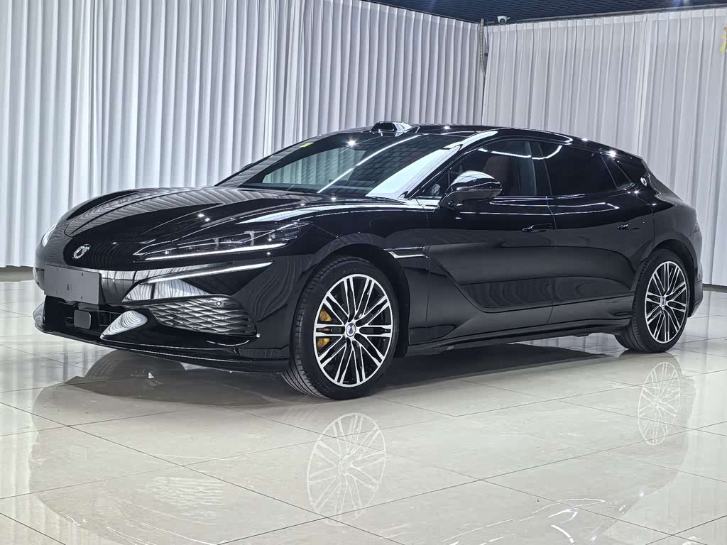 Denza Z9GT