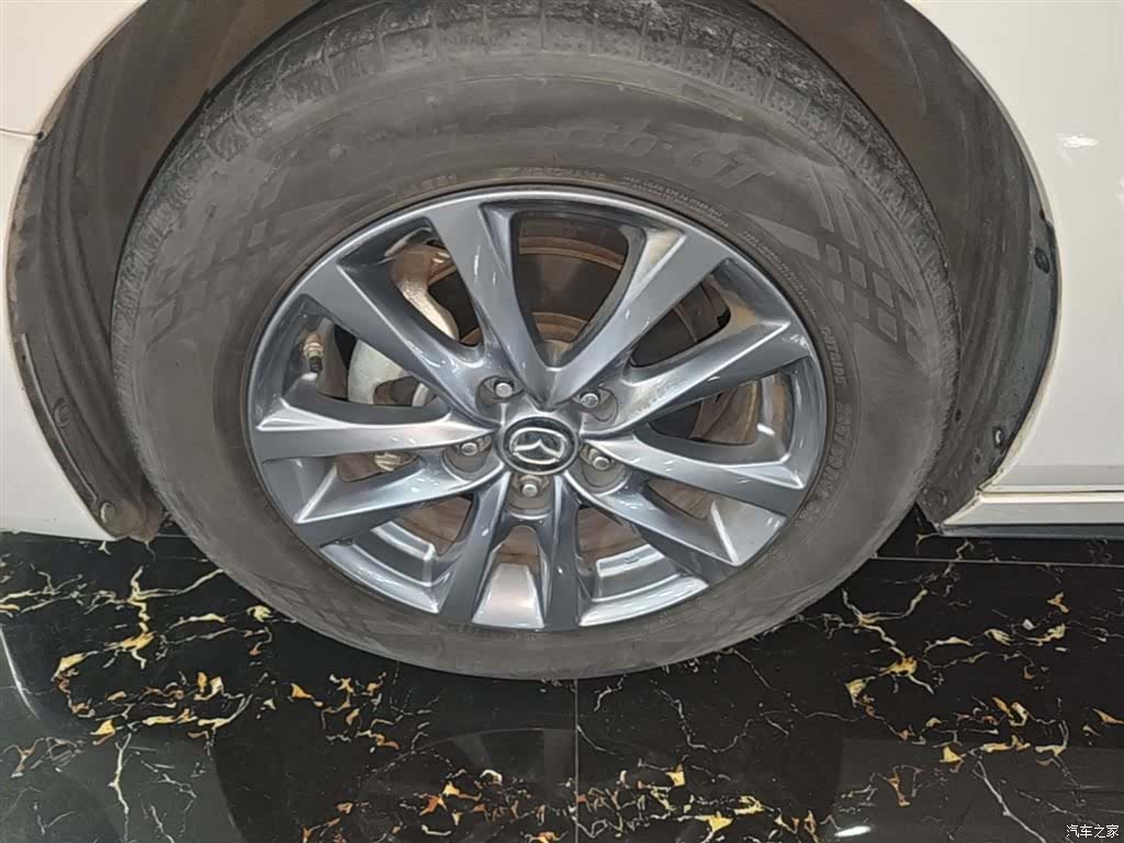 Mazda Mazda3, 2022 23