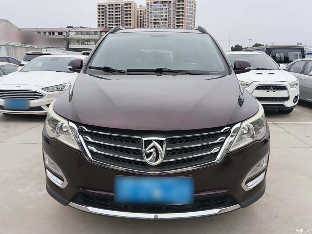 Wuling 560, 2016 3