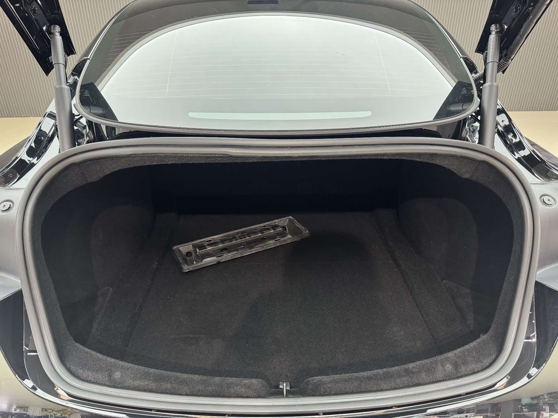 Tesla Model 3, 2023 8
