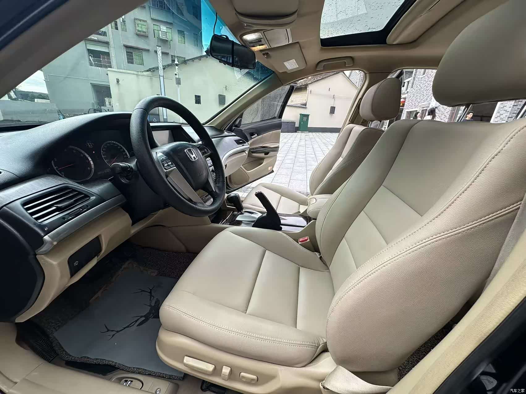 Honda Accord, 2009 7