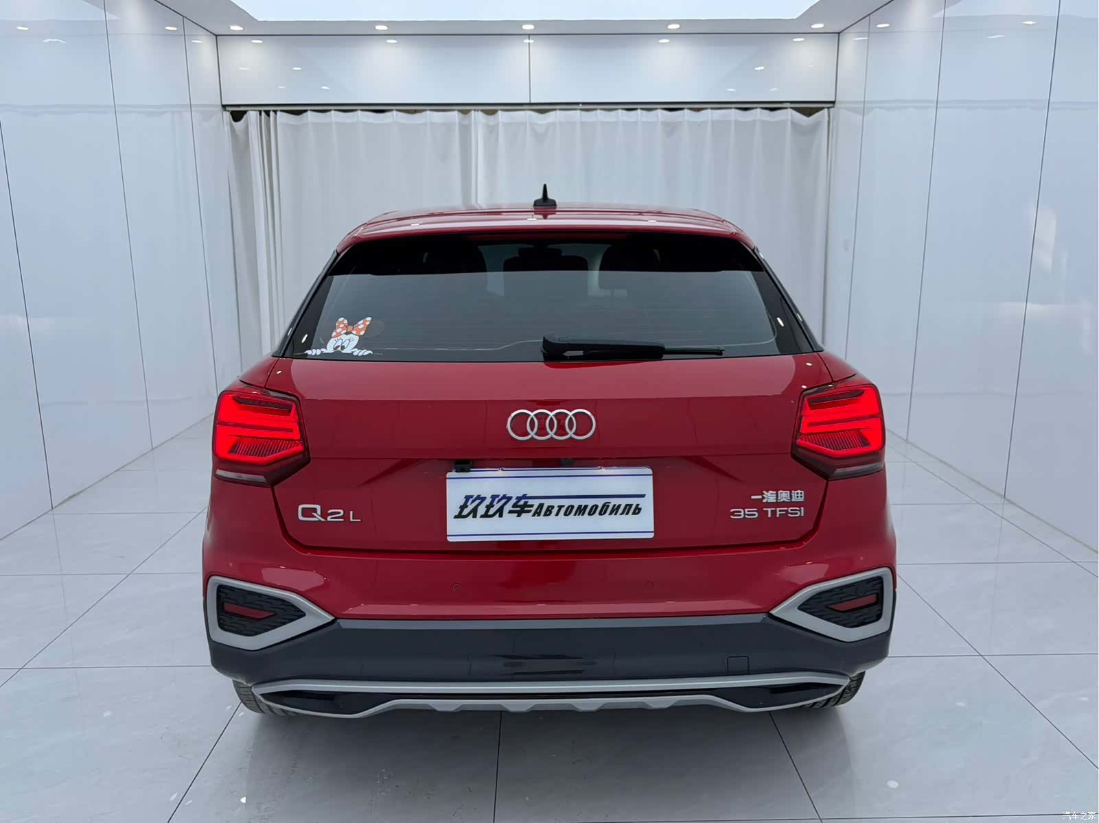 Audi Q2L, 2022 все фото