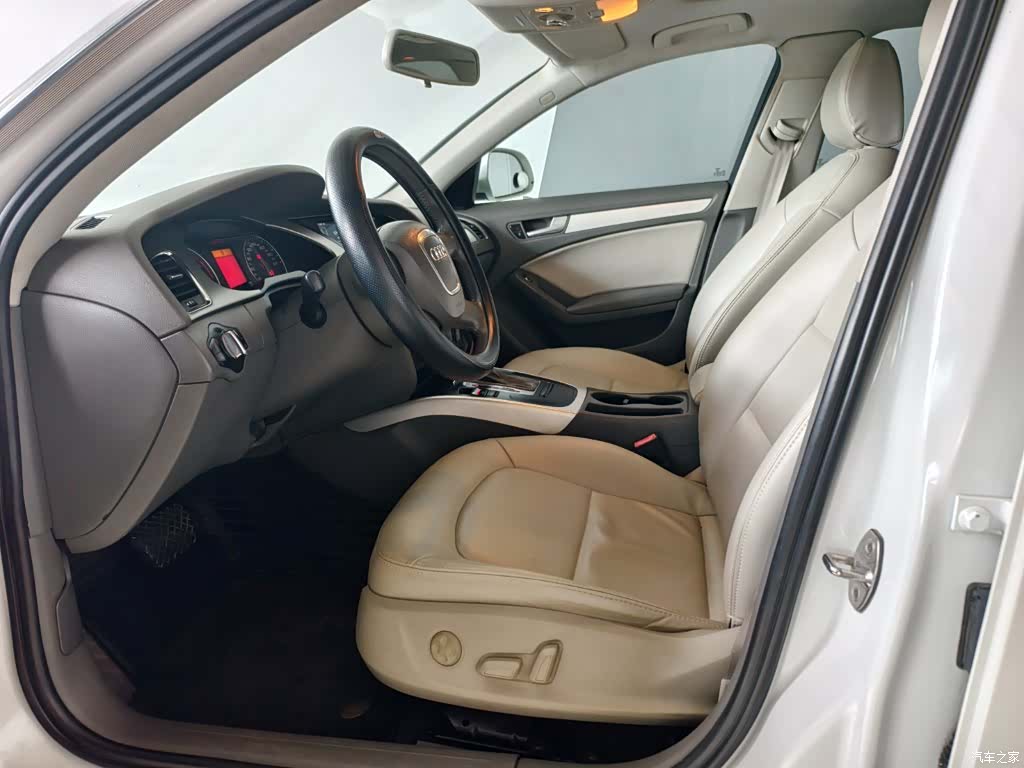 Audi A4L, 2010 9
