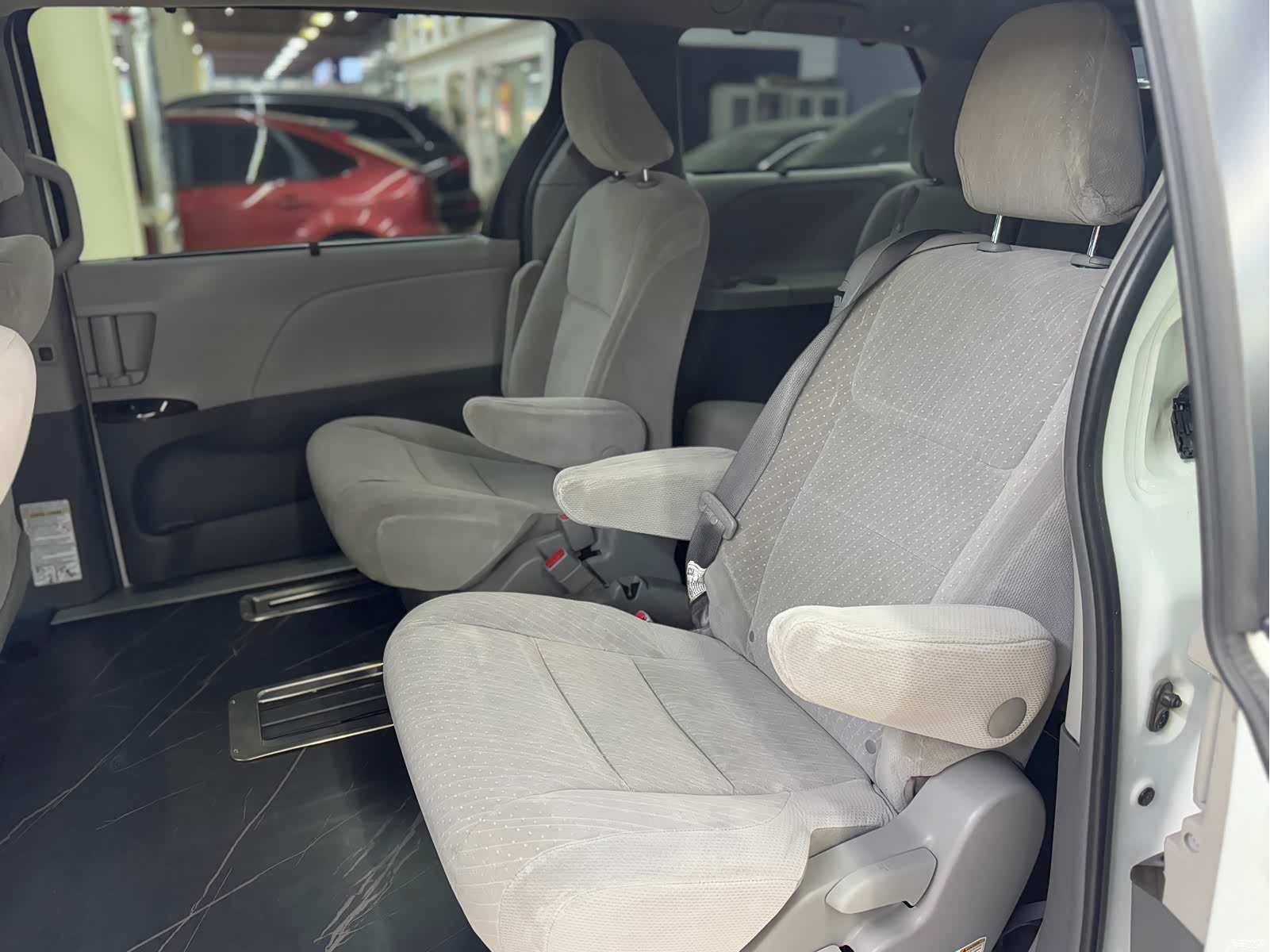 Toyota 17, 2018 8