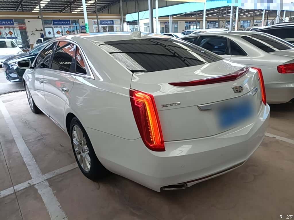 Cadillac XTS, 2017 все фото