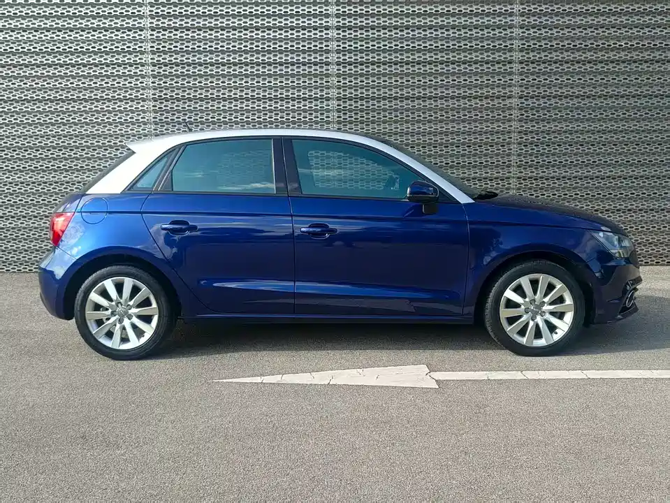 Audi A1