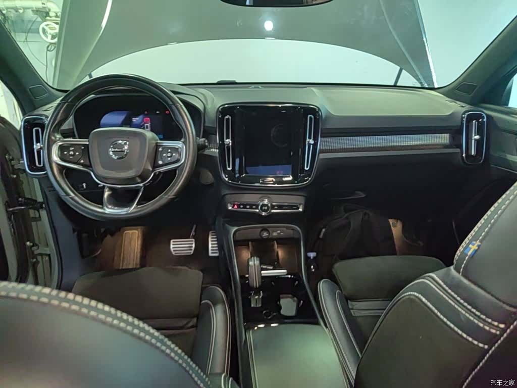 Volvo XC40, 2021 10