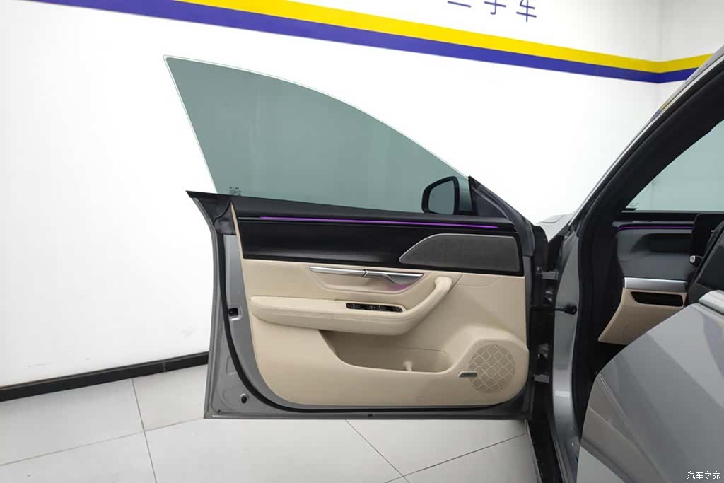 Xpeng P7, 2022 7