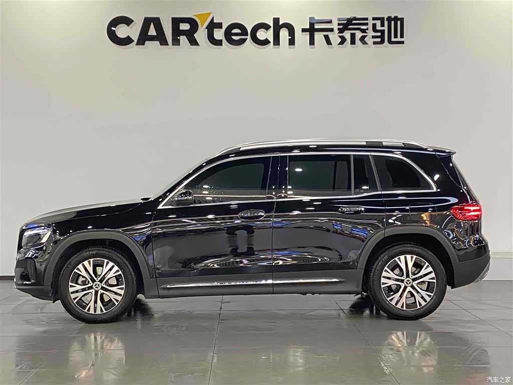 Mercedes-Benz GLB, 2024 8