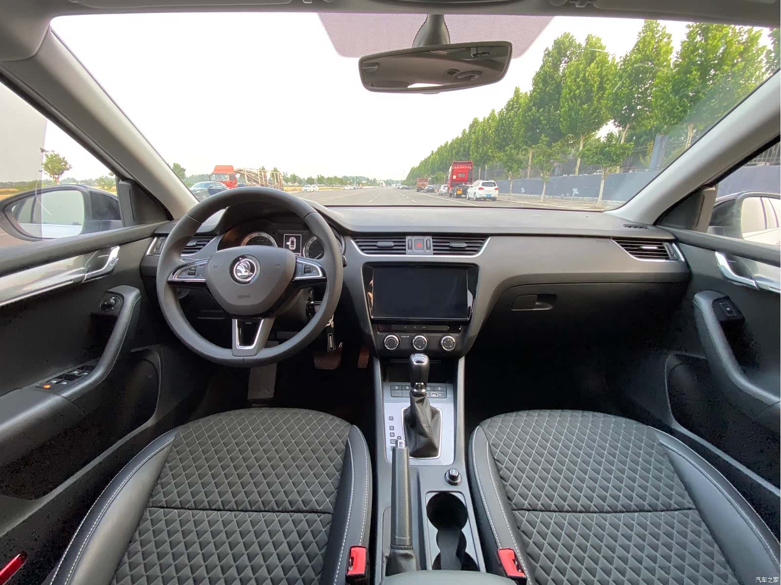 Skoda Octavia, 2020 все фото