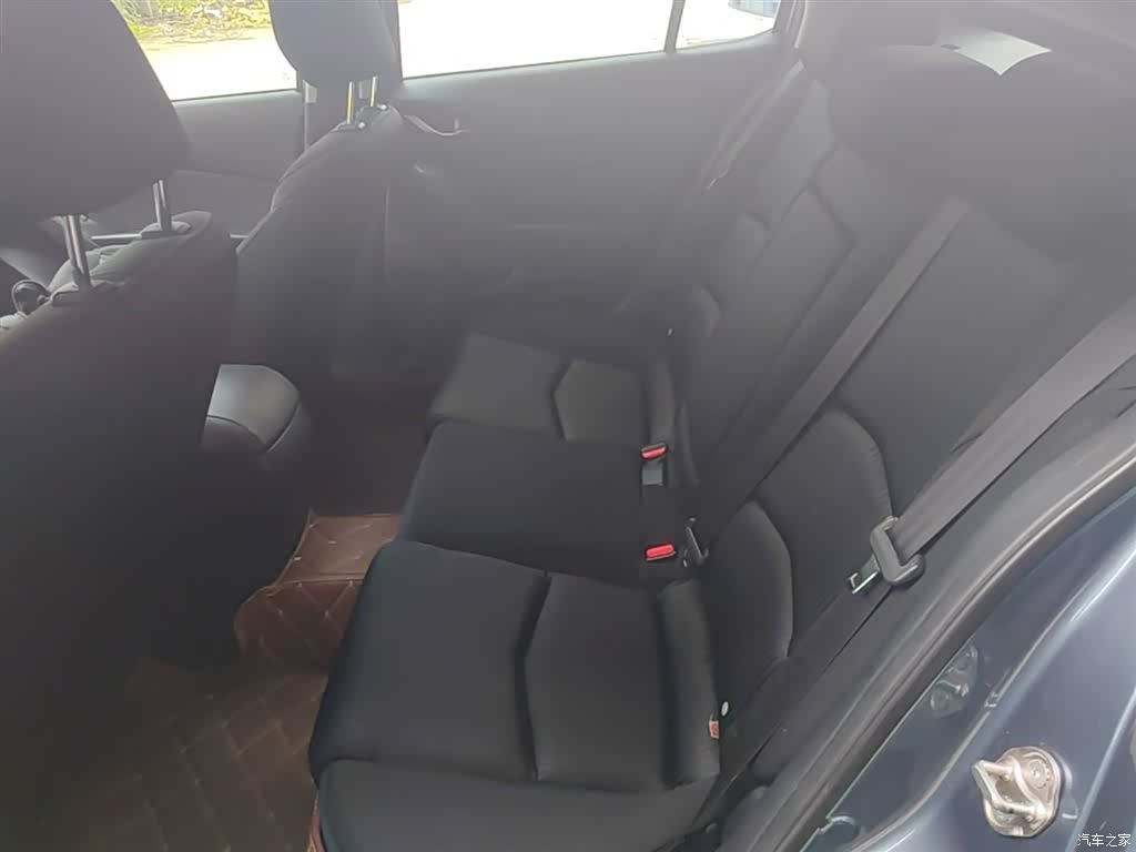 Mazda Mazda3, 2016 17