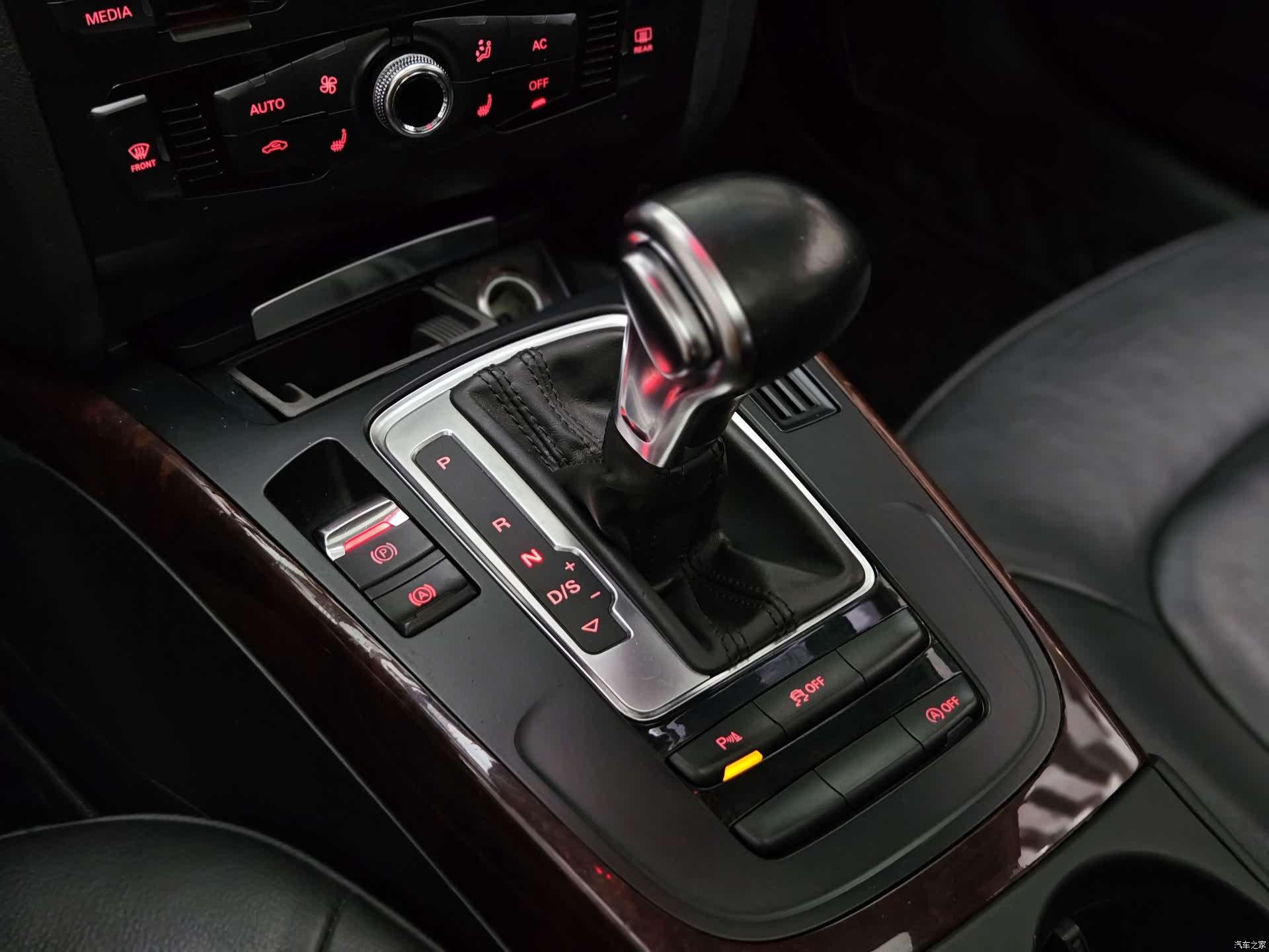 Audi A4L, 2012 13