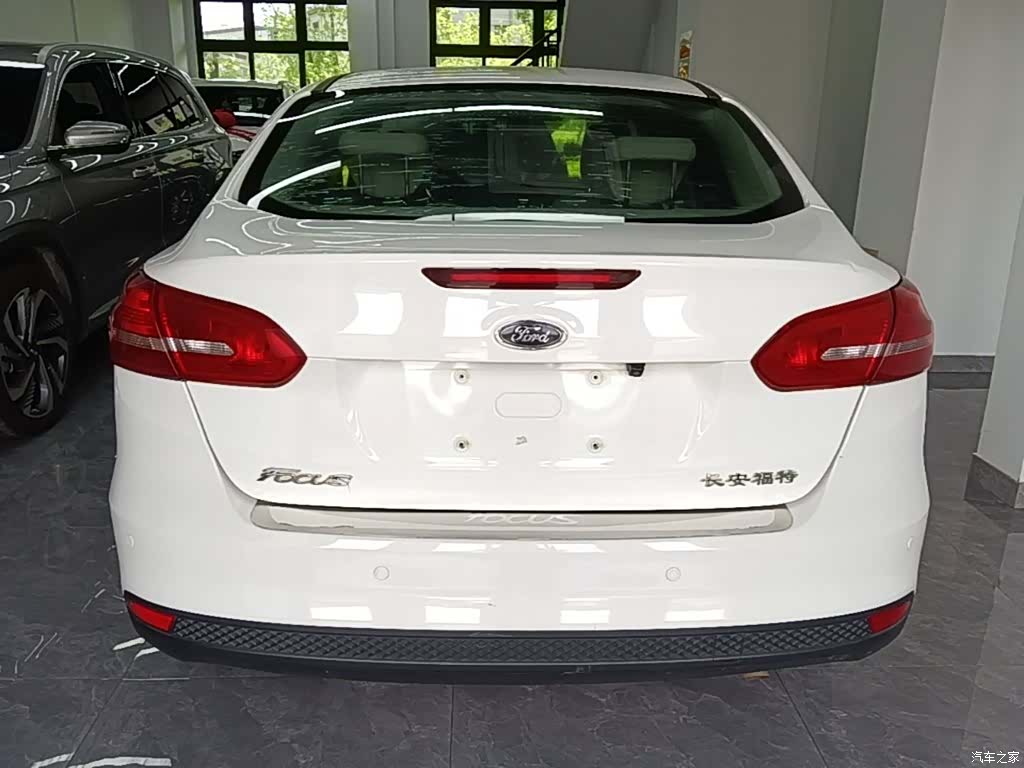 Ford Focus, 2016 6