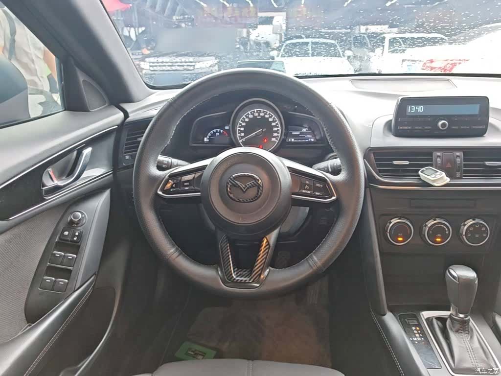 Mazda CX-4, 2021 11
