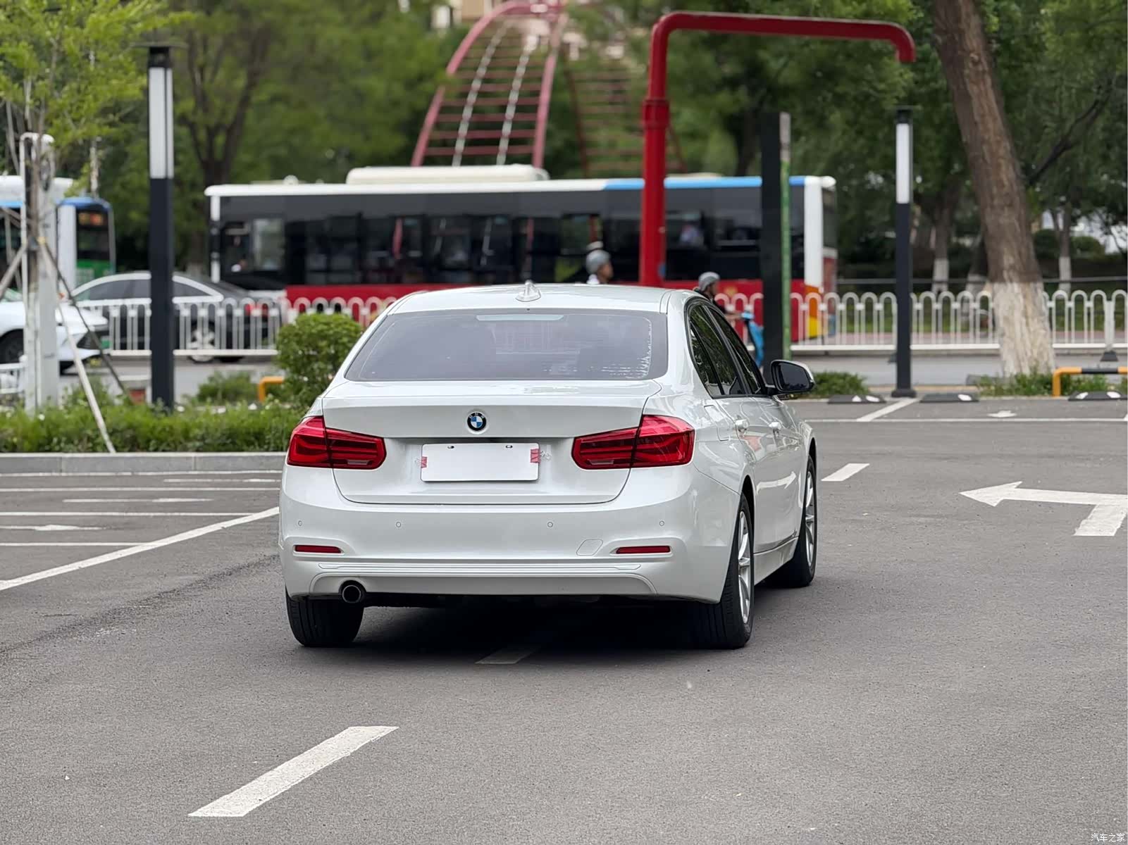 BMW 3 Series, 2016 15
