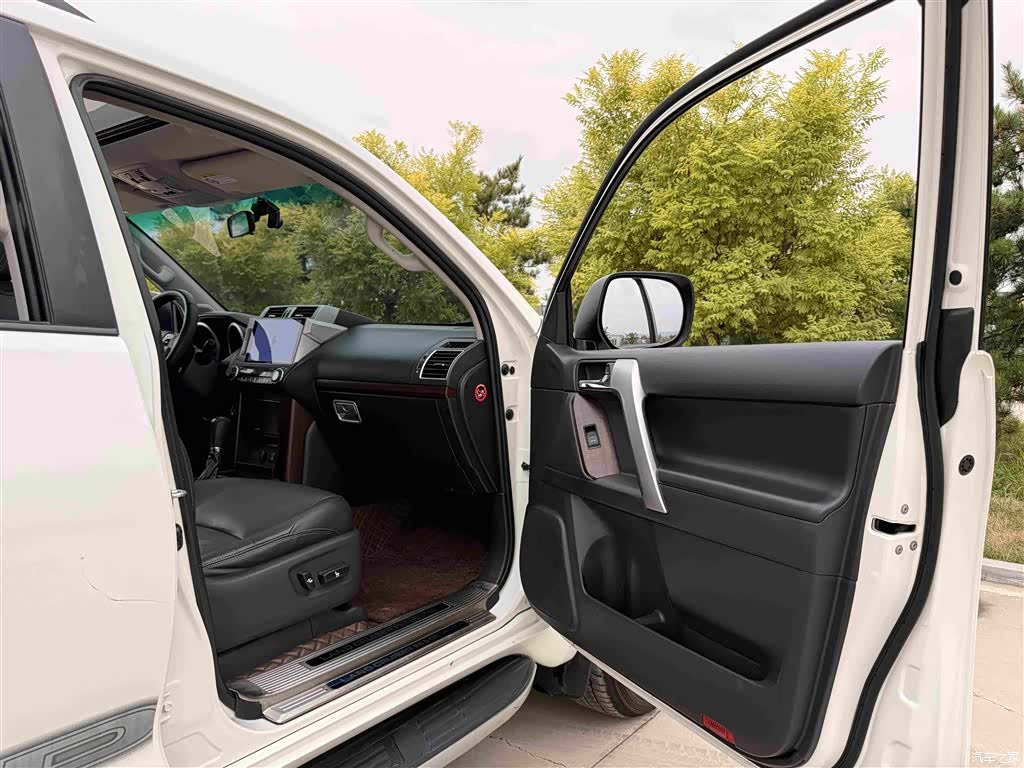 Toyota Prado, 2016 9