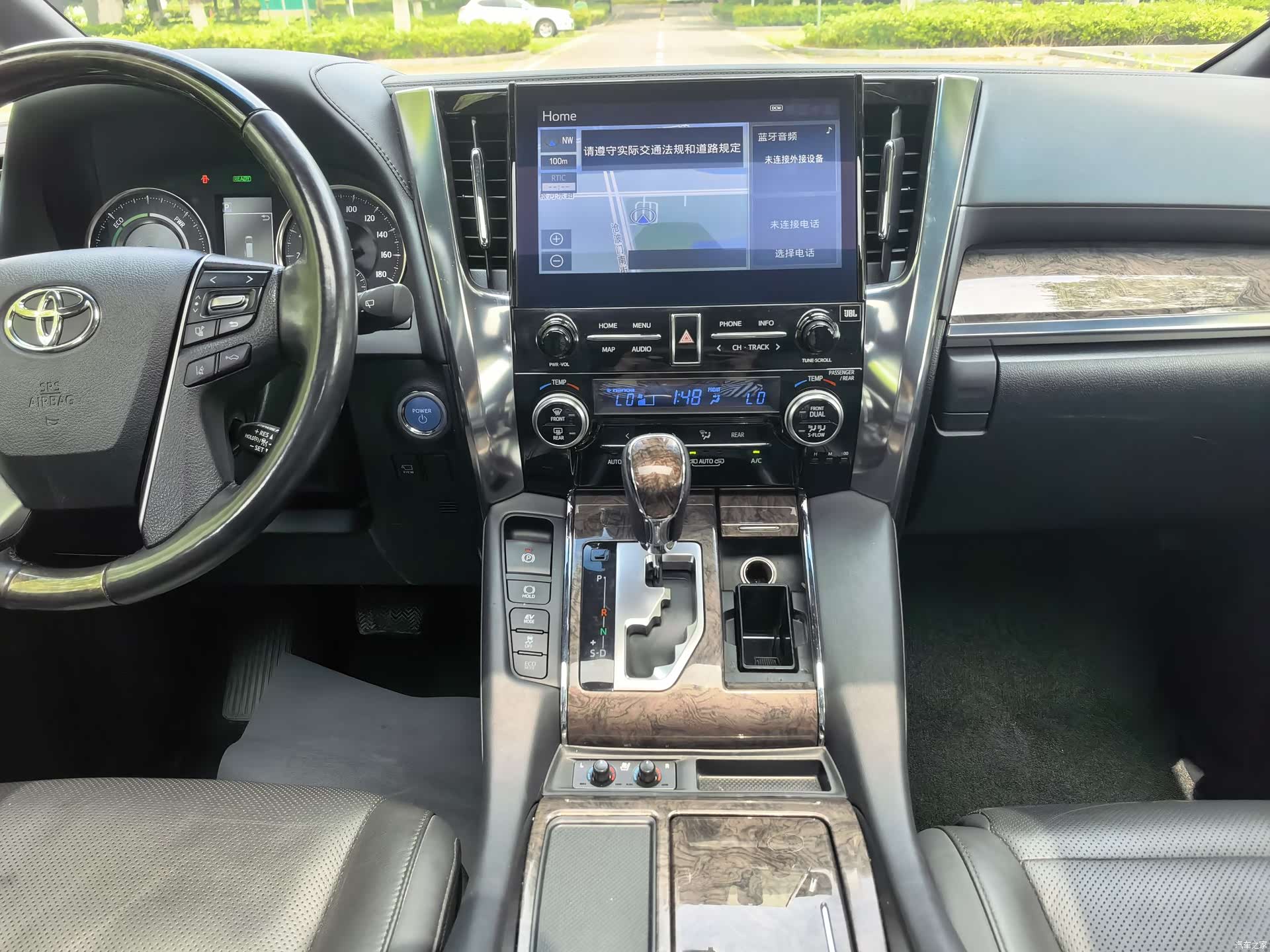 Toyota Alphard, 2021 10