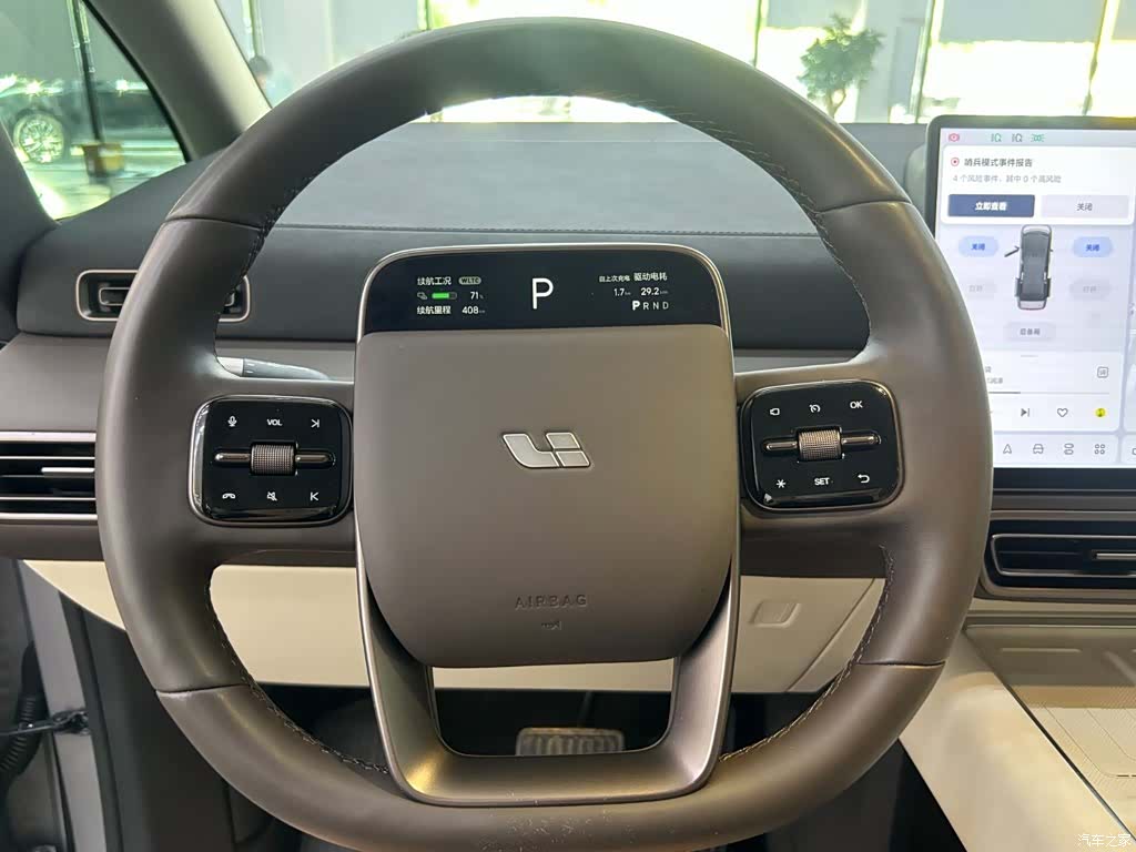 Li Auto MEGA, 2025 все фото