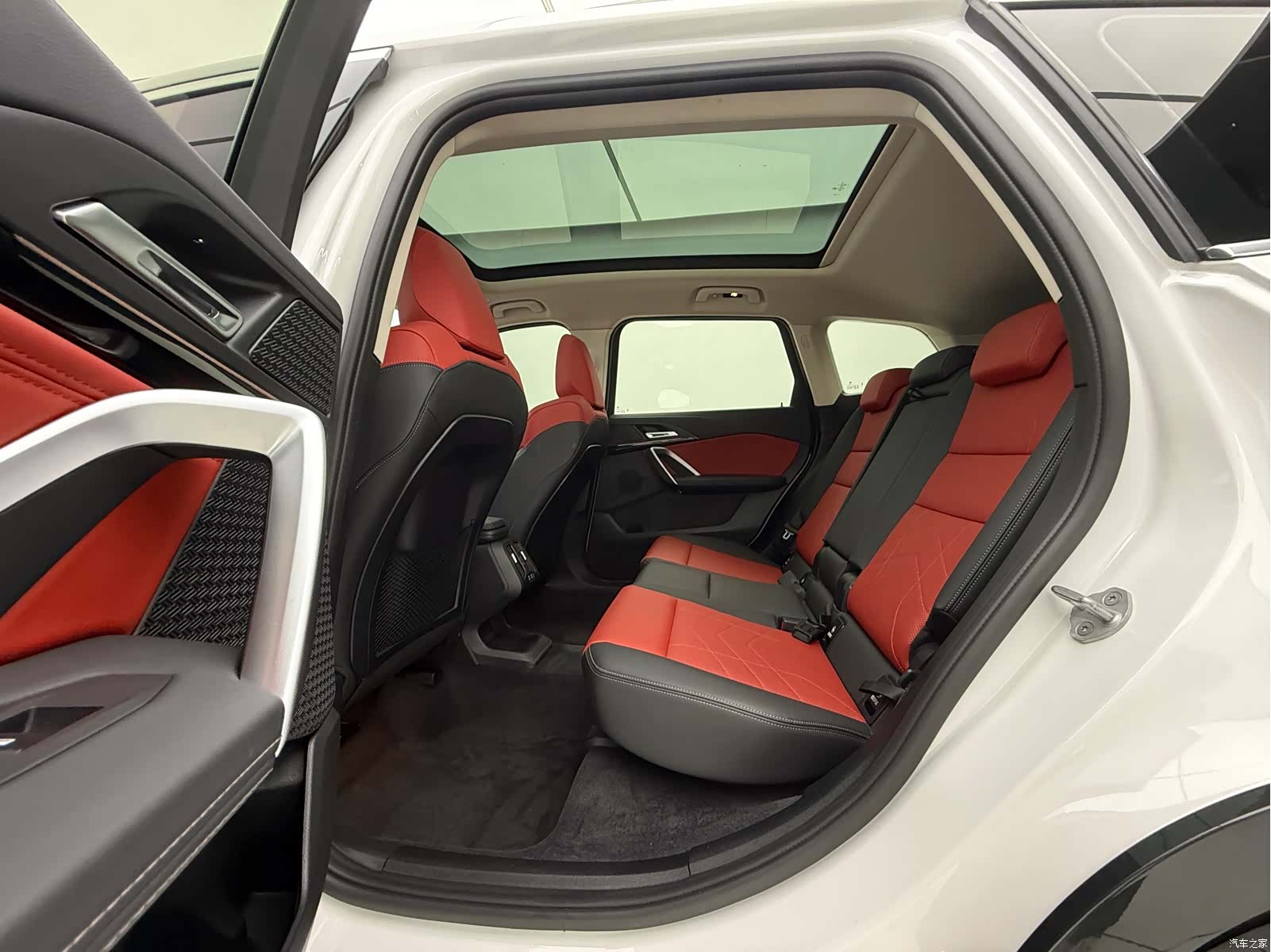BMW X1, 2023 13