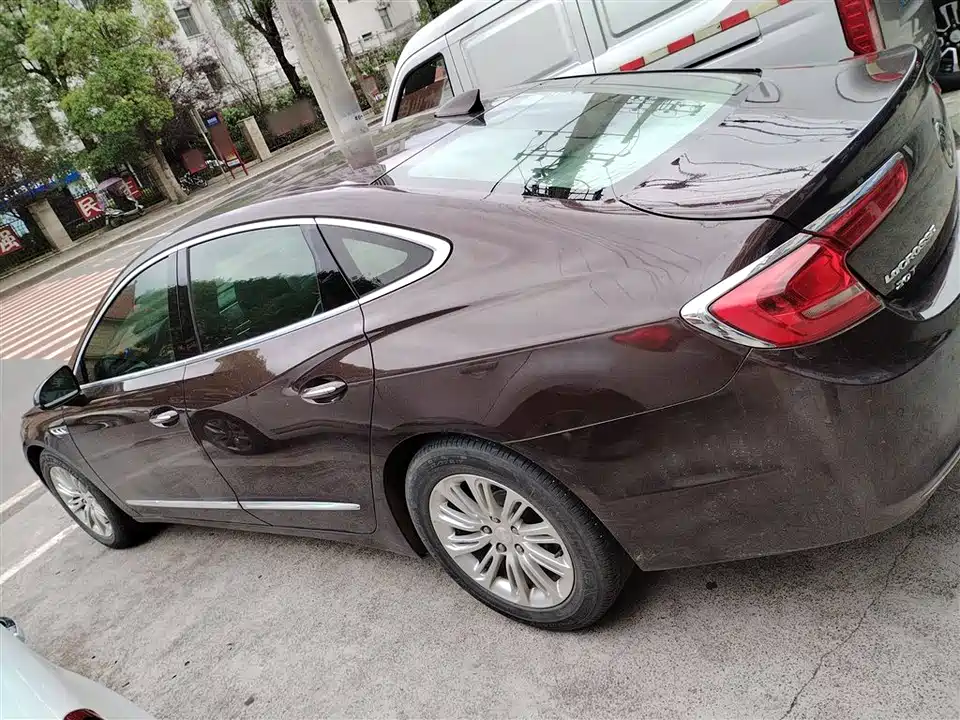 Buick Lacrosse